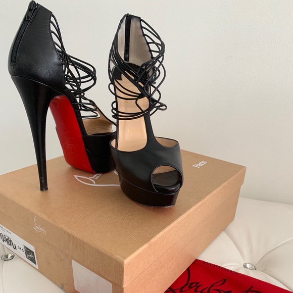 Shoes - Picture 3 of 6